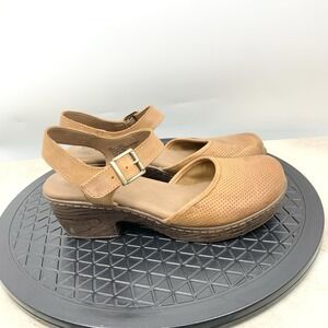 B.O.C Born Comfort Shoes Women Size 10 Clogs Mary Jane Brown Leather Low Heels